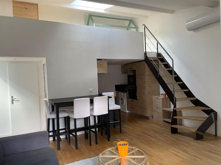 Appartement Atypique Et Fraichement Renove Saint-Vallier  Εξωτερικό φωτογραφία